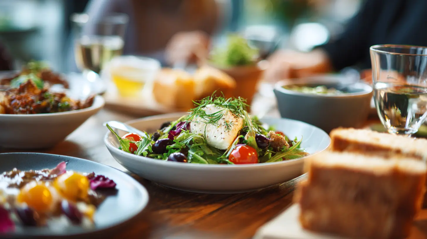 Eating Out on Keto: How to Make Smart Restaurant Choices
