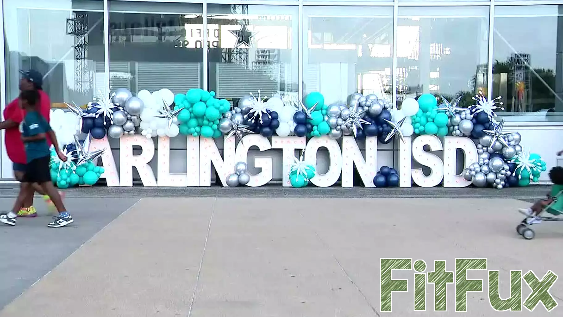 Arlington ISD back-to-school event provides free supplies, health screenings to families