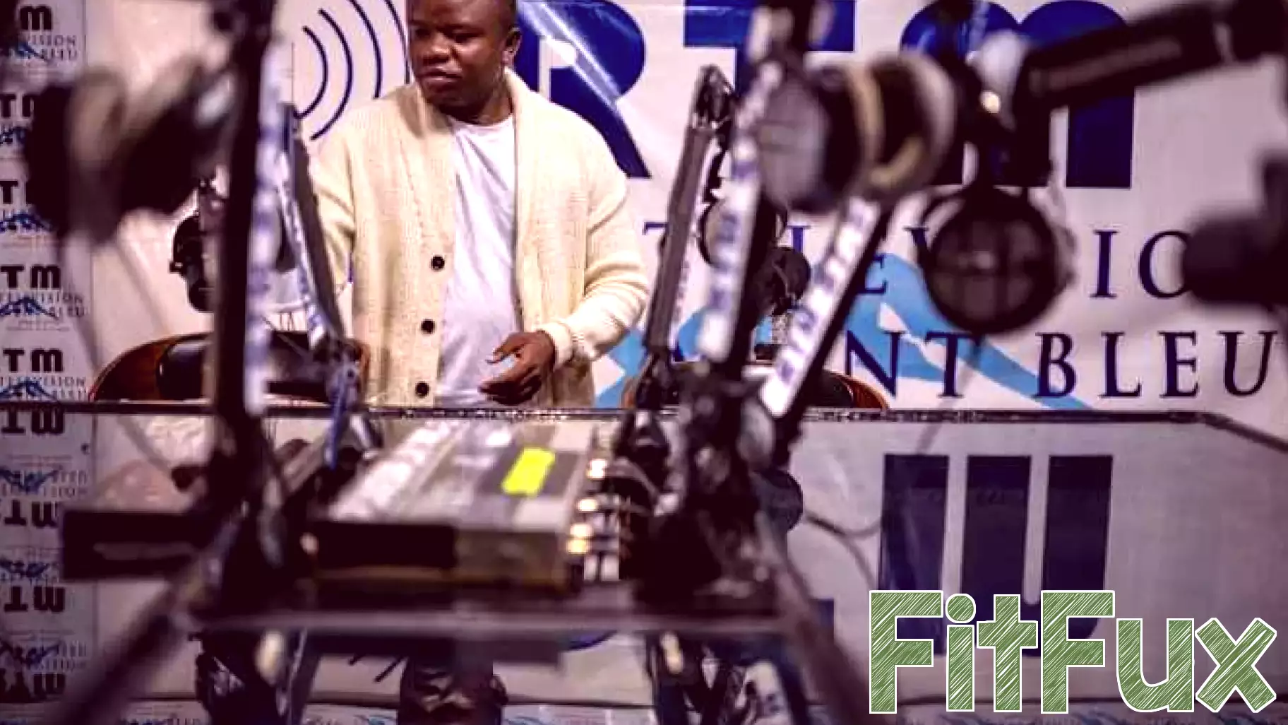 As Ebola spreads in Congo, a radio station tries to stop health misinformation