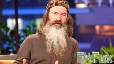 Phil Robertson's Family Shares Challenging Health Update Amid Alzheimer's Battle